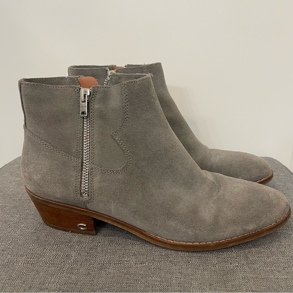 COACH Dani Suede Ankle Boot Western Style - Gray Size 8.5